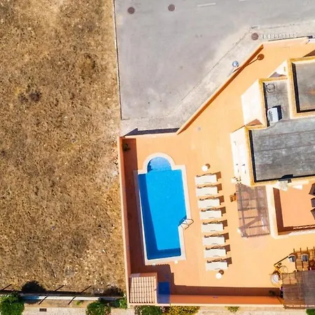 Alhabu Βίλα Αλμπουφέιρα